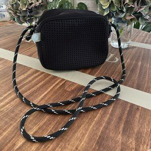 CHUCHKA Lyla Neoprene/Scuba Crossbody Bag